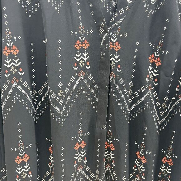 Maurices Geometric Floral Print Button Up Womens Blouse Top Size 3x V-Neck Boho - Picture 3 of 7